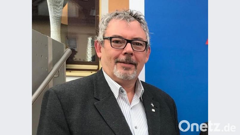 Tom Hiltl, Ortskartell-Vorsitzender des Deutschen Gewerkschaftsbundes, spricht sich klar für das geplante Verbot von Werkverträgen aus. Bild: Katja Ertl/exb