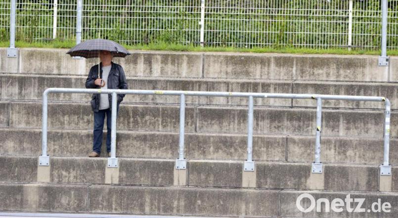 Wie geht es weiter im Amateurfußball? Am Montagvormittag gibt der Bayerische Fußball-Verband das Ergebnis einer Umfrage unter allen 4500 Vereinen bekannt. Bild: Ziegler
