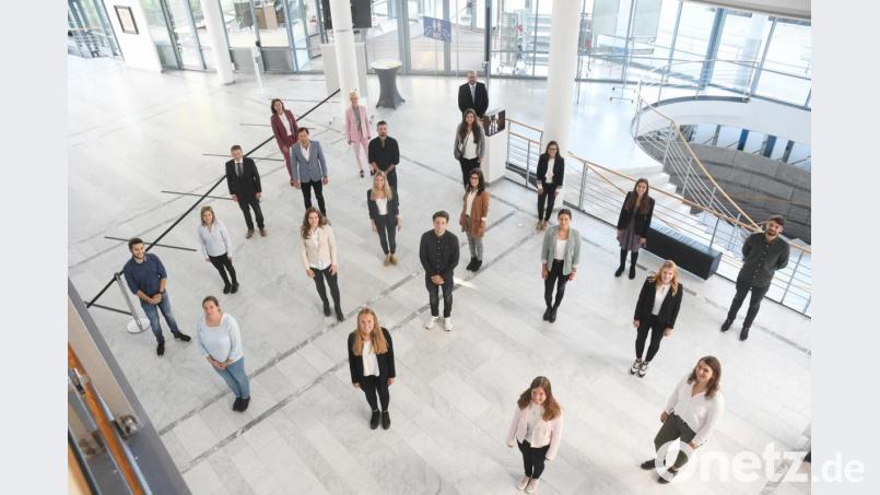 18 neue Lehramtsanwärter beginnen in Weiden und Neustadt/WN im Schuljahr 2020/2021 ihren Weg zum zweiten Staatsexamen. Bild: Gabi Schönberger