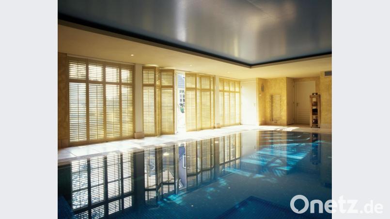 Feuchtigkeit hat keine Chance: Die Innenfensterläden sind spritzwassersicher. Bild: djd/Jasno Shutters/SMILE Fotografie