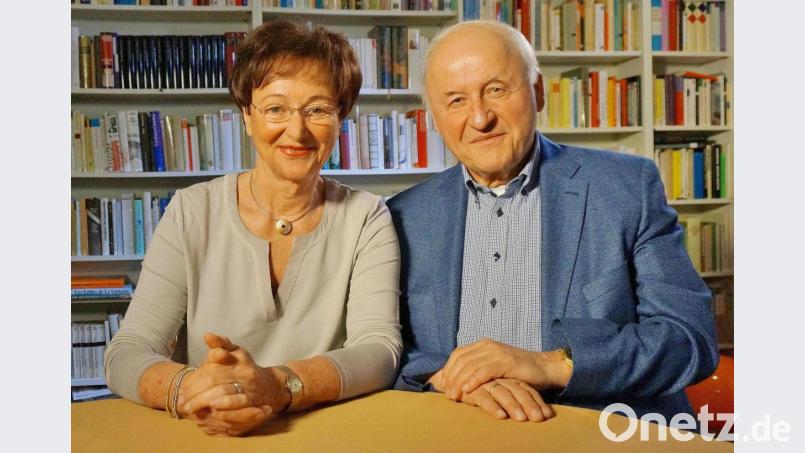Professor Michael Buback zusammen mit seiner Frau Elisabeth, die ebenfalls mit nach Weiden kommen wird. Bild: Michael Buback