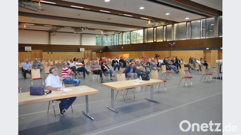 31 Bürger fanden sich in der Mehrzweckhalle ein. Bild: ak