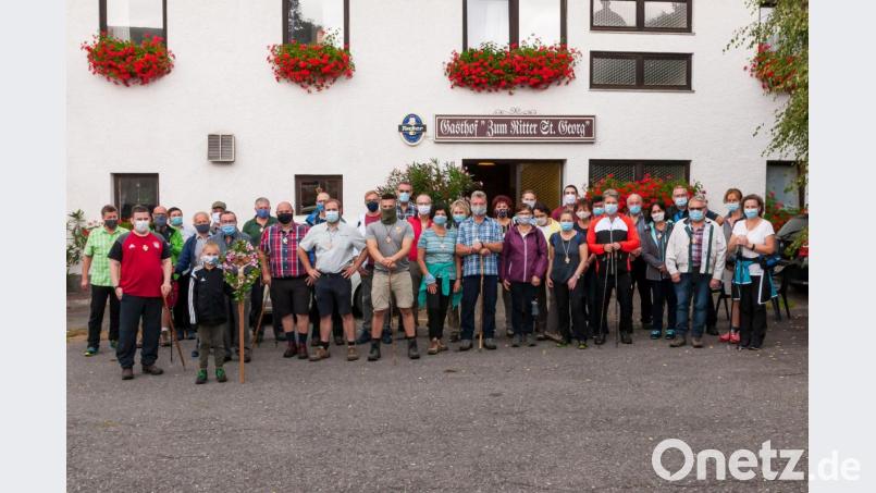 Die Teilnehmer an der Wallfahrt. Bild: Wolfgang und Martha Schwamberger