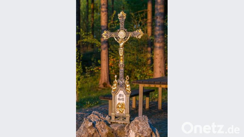 Das &quot;Kimmerles-Kreuz&quot; vor dem Diebstahl. Bild: Wolfgang und Martha Schwamberger/exb