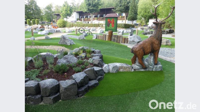 Die Stadt investiert in ihre Freizeitanlage. Der Anlage eines Erlebnisgolfplatzes folgt die Sanierung von Hotel und Restaurant. Bild: rn