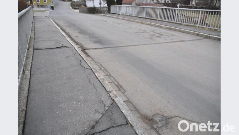 Die Haidenaabbrücke muss saniert werden. Bild: ak