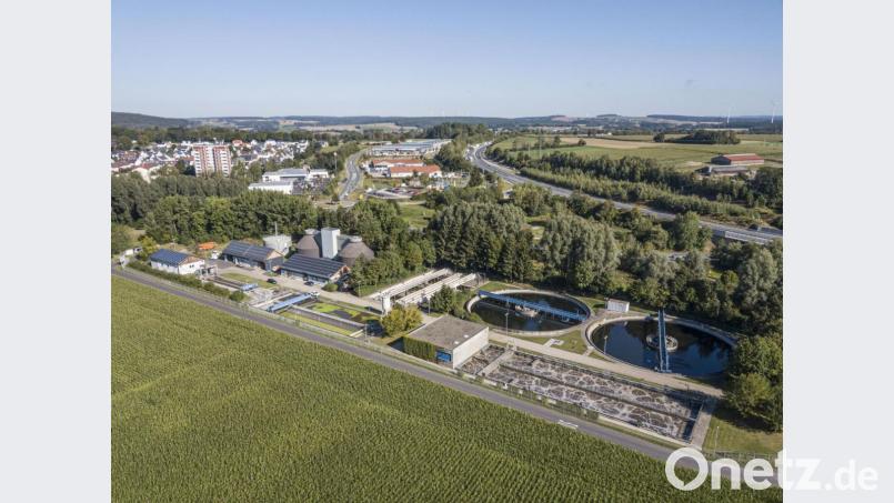 Gut 21.000 Einwohner sind an die Marktredwitzer Kläranlage angeschlossen. Bis zu 36 Millionen Liter Abwasser pro Tag fallen somit an. Bild: dtr