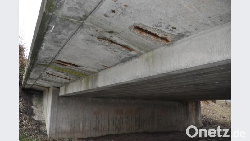 Die Haidenaabbrücke muss saniert werden. Bild: ak