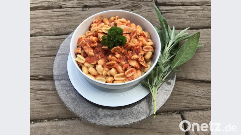 Pasta macht glücklich: Statt der Gnocchetti passen auch kurze Makkaroni. Bild: Michael Schiffer