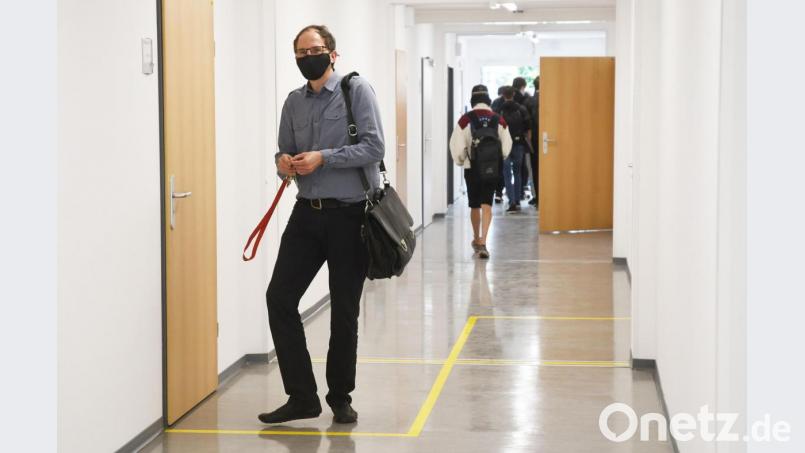 Im Inneren der Container wähnt man sich in einem richtigen Schulhaus. Bild: Gabi Schönberger