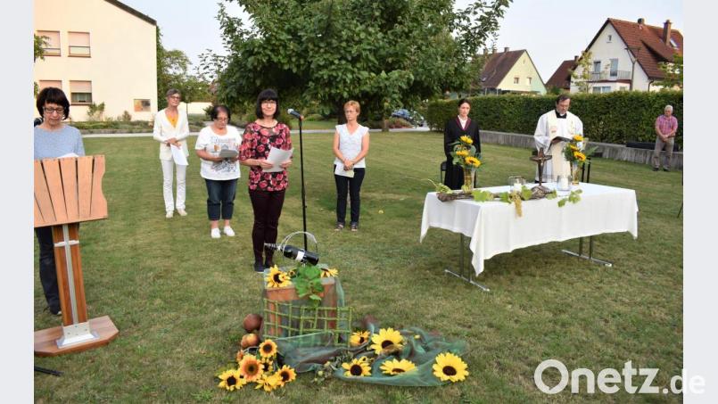 Der Arbeitskreis "Ökumene" führt das Gespräch zwischen "Jesus und den Jüngern". Bild: rgr