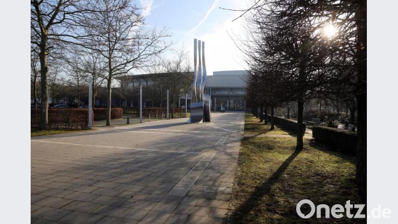 In die Max-Reger-Halle in Weiden lädt die überregionale AfD zum Bürgerdialog. Archivbild: Gerhard Götz