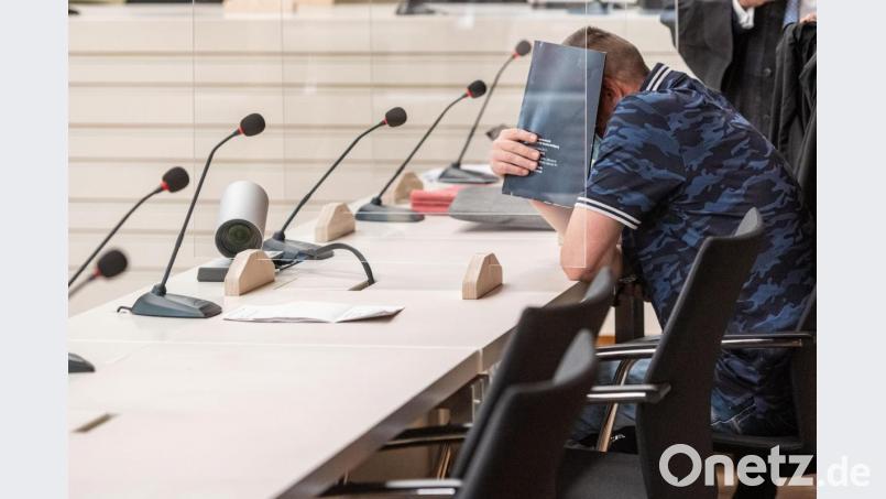 Der Angeklagte wurde zu neun Jahren Haft verurteilt. Bild: Armin Weigel/dpa