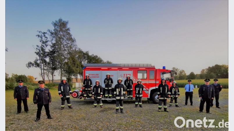 Die Feuerwehrführung bescheinigte der ersten Gruppe eine tadellose Leistung. Bild: gz