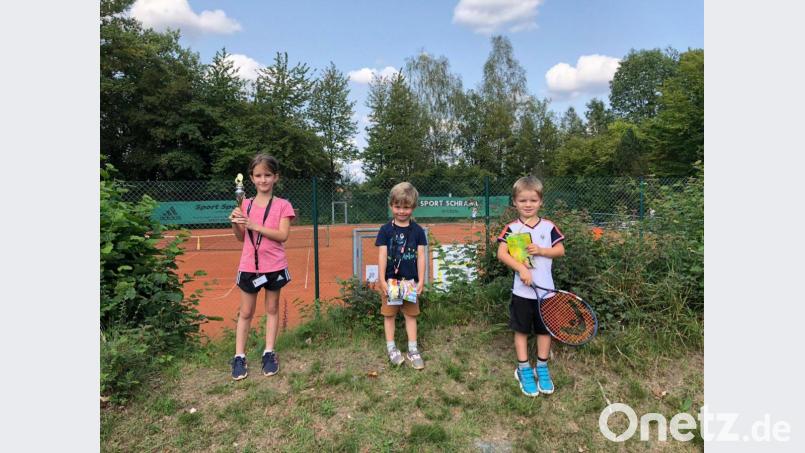 Auch die Jüngsten sind mit Eifer dabei und ermitteln in der Kategorie U6 ihre Sieger. Bild: DJK Neustadt/exb