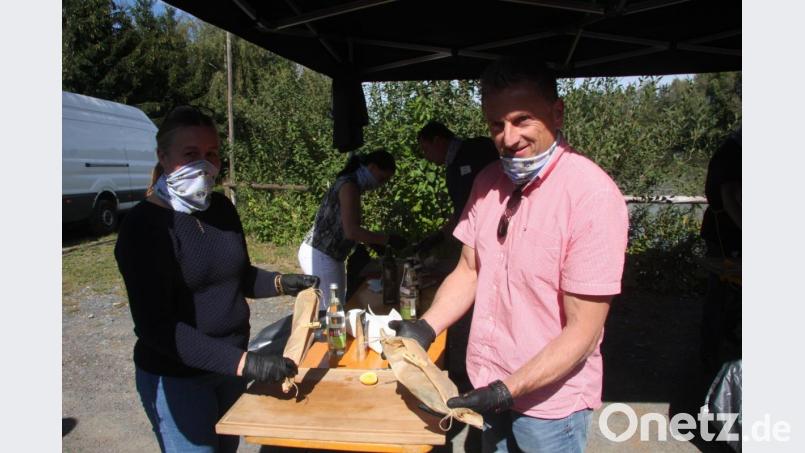 Grillkurs der Stiftlandgriller beim Fischereiverein am Fischerhüttenweg in Tirschenreuth Bild: wro