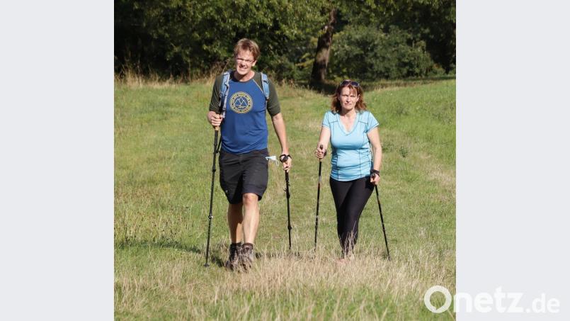 In den letzten Wochen waren die beiden Stadtratsmitglieder Alexandra Ottmann und Stefan Thar viel in der Umgebung von Sulzbach-Rosenberg unterwegs. Sie trainierten für den 1. Schlackenmarsch. Bild: mfh
