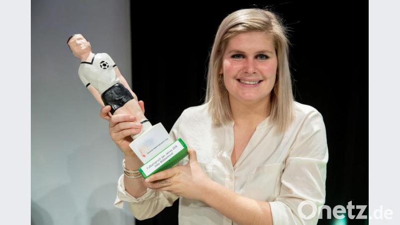 Imke Wübbenhorst, erste Trainerin einer Oberligamannschaft der Männer, erhielt im Vorjahr den Preis der Deutschen Akademie für Fußballkultur für den Fußballspruch des Jahres. Bild: Daniel Karmann/dpa