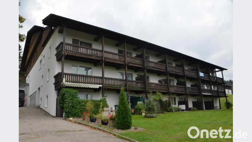 Im &quot;Aparthotel Maximilianshof Böhmischbruck&quot; könnten 95 Wohneinheiten mit entsprechenden Stellplätzen entstehen. Dem Antrag auf Vorbescheid über die Nutzungsänderung in dauerhaft private Wohnnutzung wurde jedoch eine klare Absage erteilt. Bild: dob