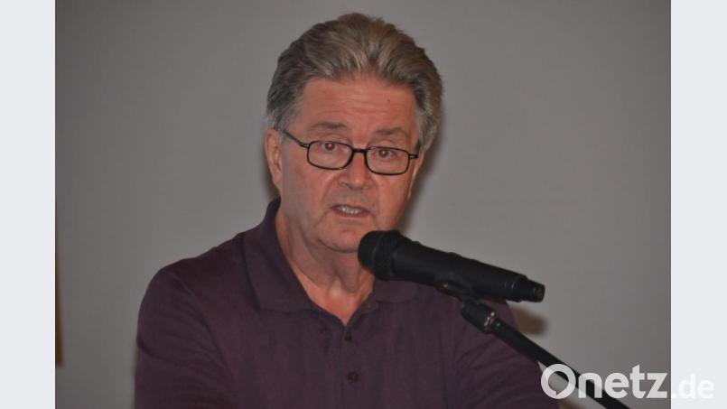Hans Klupp beleuchtete die Entscheidungen des Kreistags. Bild: ak