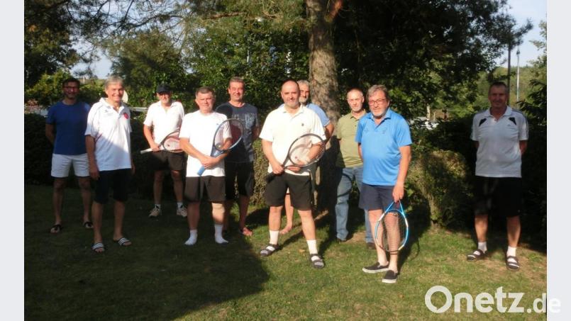 Von links: Erich Wolf, Josef Weinfurtner, Alois Hofmann, Georg Meinhold, Lupo Höll, Willi Anhalt, Werner Lang, Dietmar Popp, Otto Schließmeier und Anton Schmal. Bild: Alois Hofmann