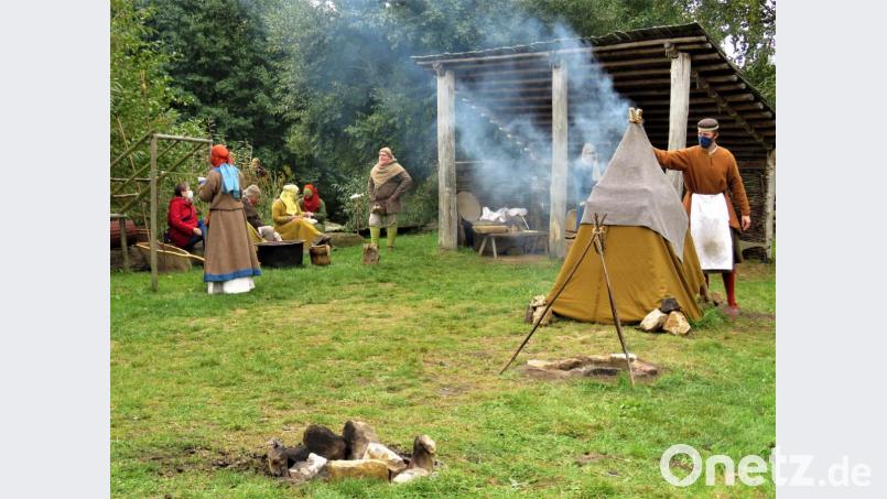 Wie im Mittelalter gefischt und der Fang verarbeitet wurde, war im Geschichtspark Bärnau-Tachov zu sehen. Bild: ubb