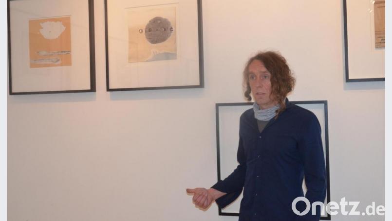 Stellt sich seine eigene Welt zusammen: Der Berliner Künstler Ronny Lischinsky. Bild: Kunz