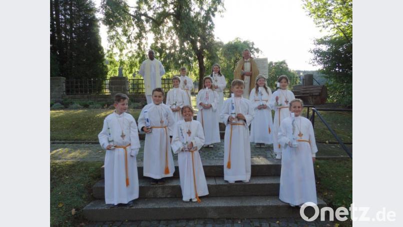 Die Kommunionkinder der Pfarrei Pullenreuth freuten sich über den festlichen Tag ihrer Erstkommunion. Bild: twg