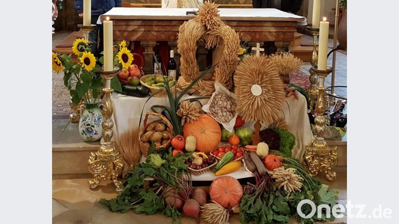 Erntedankaltar in der Pfarrkirche St. Jakobus in Thurndorf. Bild: hzi