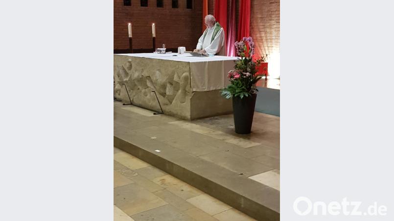 KAB-Präses Peter Klamt bei der Messfeier in der Pegnitzer Herz-Jesu-Kirche. Bild: hzi