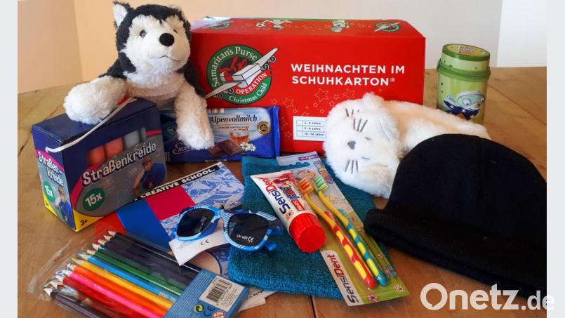 Weihnachten im Schuhkarton: So könnte der Inhalt eines Päckchens aussehen. Bild: njn