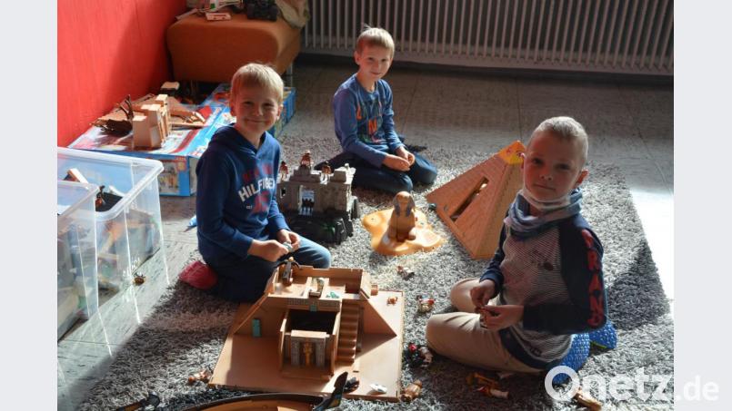Nicht zu kurz kommt das Spielen, das wetterbedingt derzeit im Inneren stattfindet. Die Vielzahl der Spielmöglichkeiten lässt nahezu keine Wünsche offen. Bild: jr