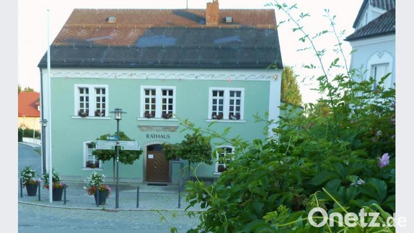 Die Wahlanfechtung für die Stadtratswahl Schönsee ist vom Tisch. Vermutete Wahlfehler bei der Auszählung der Briefwahl im Rathaus haben sich bei der Prüfung durch die Rechtsaufsichtsbehörde nicht bestätigt. Bild: Portner
