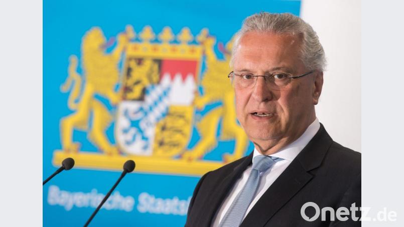 Bayerns Innenminister Joachim Herrmann. Archivbild: Peter Kneffel/dpa