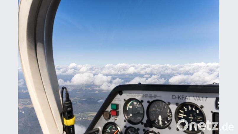 Bis zum Thüringer Wald war es bewölkt: Blick aus dem Cockpit der Taifun. Bild: luf