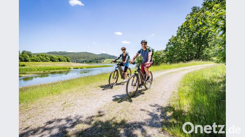 Schöne Radtouren, wie hier am Eixendorfer See, gehören zu den Pfunden, mit denen die Tourismusregion Oberpfälzer Wald wuchern kann. Bild: exb/Tourismusgemeinschaft