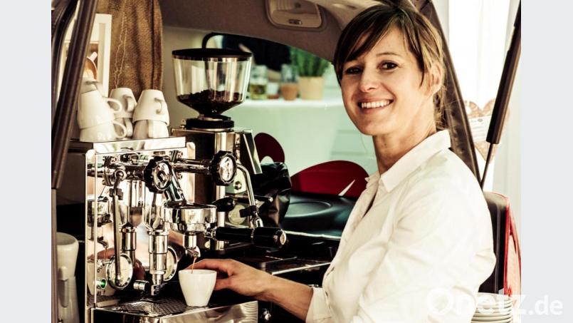 Bianca Egerer aus Amberg ist Barista. Also jemand, bei dem sich alles um Kaffee dreht. Jemand, der versucht, Kaffeetrinken zum Erlebnis werden zu lassen. Bild: Bianca Egerer