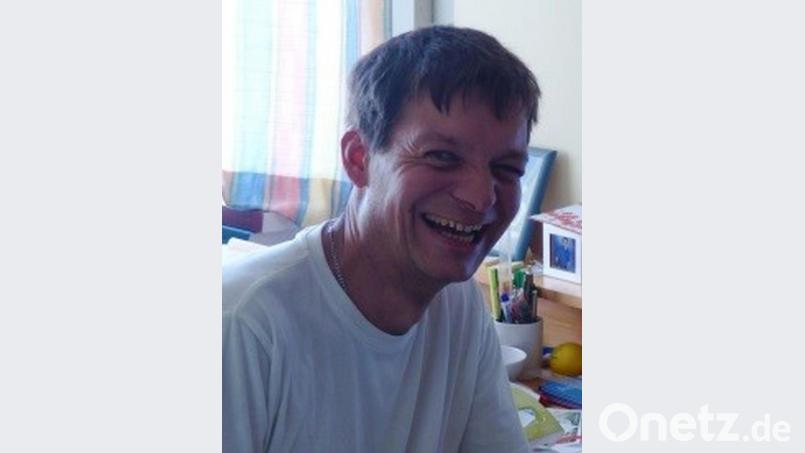 Jugendsozialarbeiter Christian Guttau ist an der Mittelschule Mitterteich tätig. Bild: Gesellschaft zur Förderung beruflicher und sozialer Integration (gfi) Hochfranken/exb