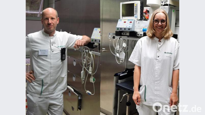 Boris Herbst und Dr. Julia Roßkopf berichten über die Arbeit in der Notfallambulanz im „Radlersommer“. Bild: Asklepios-Klinik /exb