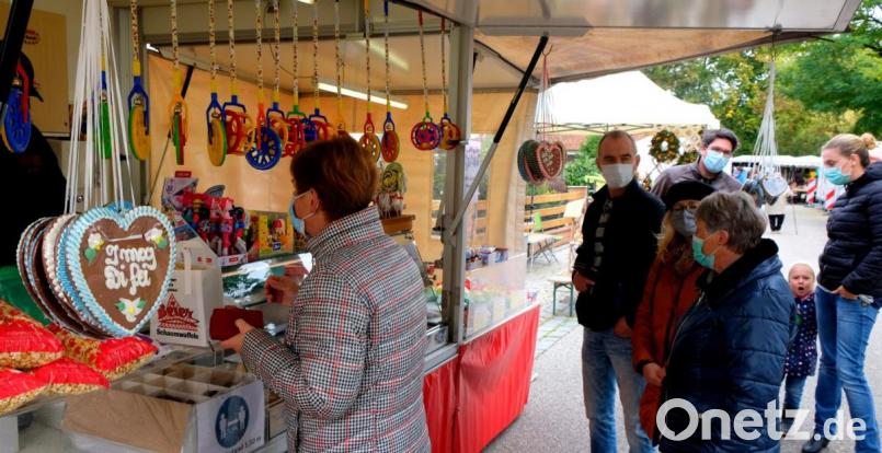 Die Schwarzenfelder freuten sich, trotz Corona die Dionysiuskirwa besuchen zu können. Bild: mab