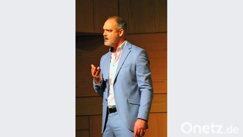 Der Schweizer Musicalstar Livio Cecini übernimmt 2021 die Rolle des William von Baskerville in "Der Name der Rose" - dann allerdings in der Franziskaner-Kutte. Bild: stg