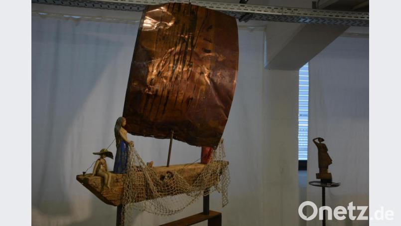Aus verschiedensten Materialien entstand dieses Boot. Bild: jr