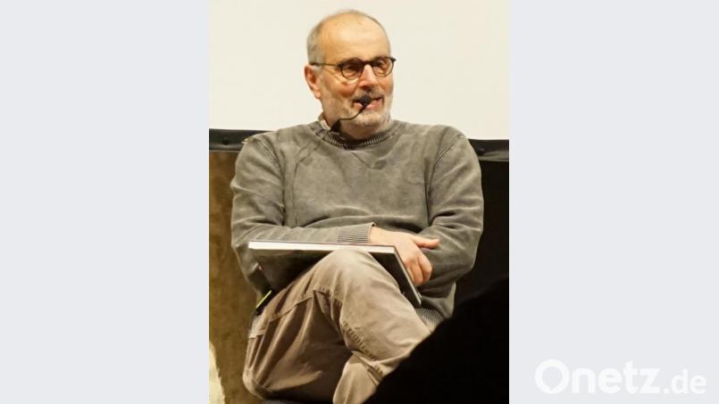 Der Autor und Fotograf Berndt Fischer bei seiner Buchpräsentation im CeBB. Bild: eib