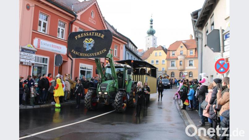 Der Faschingszug mit Tausenden von Zuschauern fällt Corona zum Opfer. Bild: sne