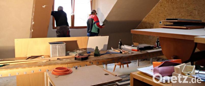 Die Arbeiten im Heim des Schützenvereins D’ Speckbachpelzer Michelfeld laufen komplett in Eigenregie ab. Bild: jma