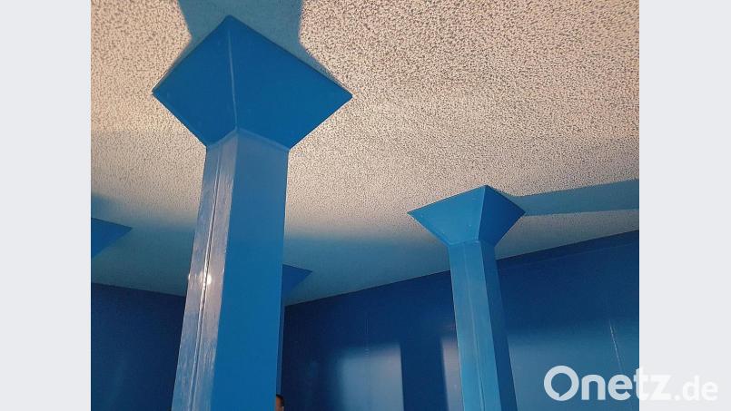 An der Decke über den großen Wasserkammern wurde eine spezielle Deckensanierung mit abschließender Tropfenstruktur aufgebracht Bild: bsc