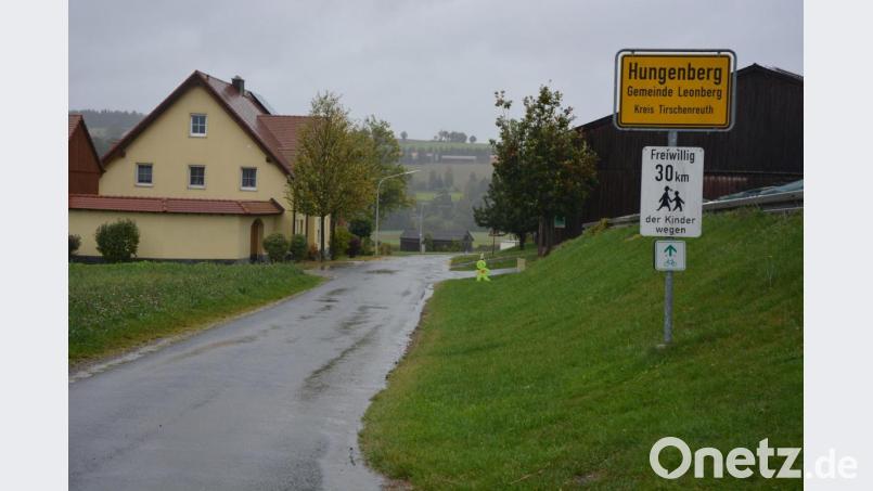Die Gemeinde Leonberg unterstützt die Forderung der Dorfgemeinschaft Hungenberg zur Einführung von Tempo 30 auf der Ortsdurchfahrt. Bild: jr