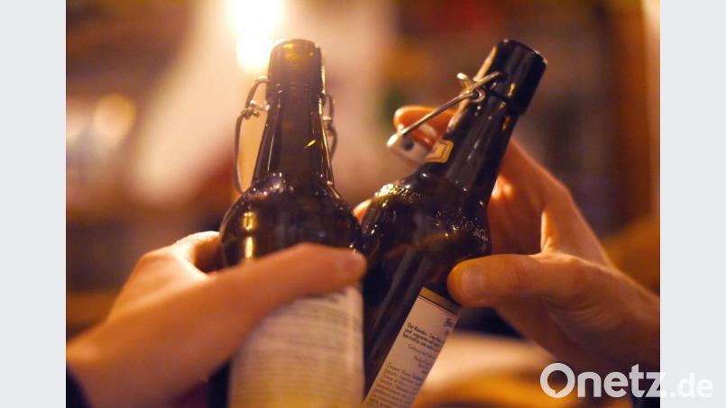 Private Feiern sind im Landkreis Tirschenreuth zumindestens für die nächsten zwei Wochen stark eingeschränkt. Symbolbild: Angelika Warmuth