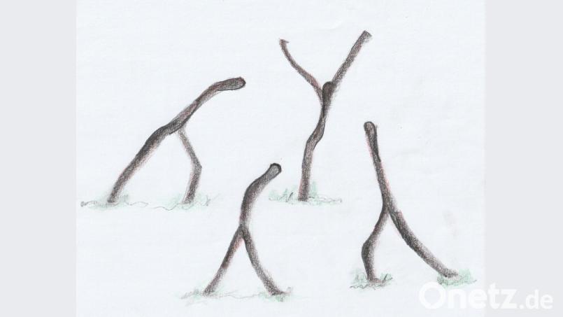 Auf zum Sonnentanz heißt es bei der Sonnenuhr im östlichen Teil des Kurparks. Die vier Skulpturen haben bereits mit dem Bewegungstanz begonnen. Bild: Christian Hiller/exb