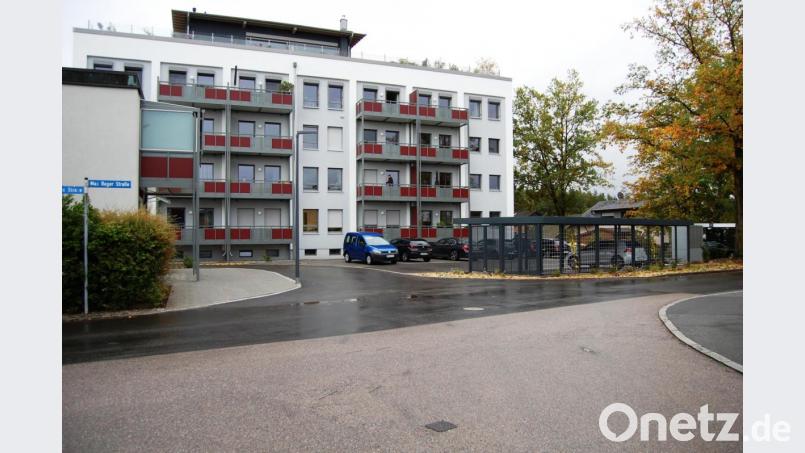 Der Weg zum Meichner-Baugebiet ist künftig ein Teil der Max-Reger-Straße. Der Gemeinderat widmete das rund 75 Meter lange Teilstück als Ortsstraße. Somit gilt hier künftig Rechts vor links. Bild: sm